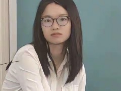 王虹北大同学晒大一合照 见证{19年}成长之路