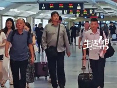大衣哥坦言为何不开演唱会 更愿走进{百姓}唱歌