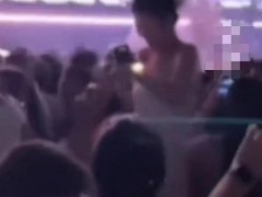 演唱会求婚当事人称已报警 引起网友热议！